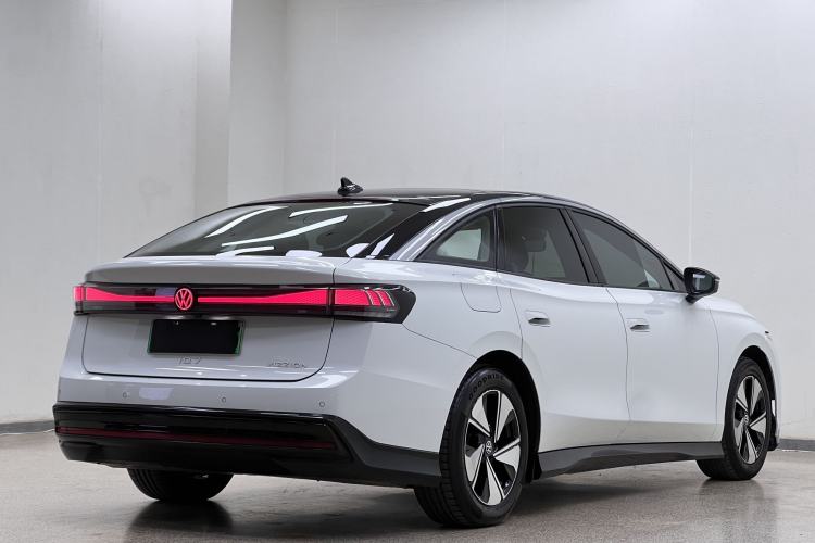 Used Volkswagen ID.7 VIZZION 2024 AIR model