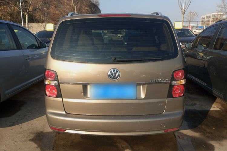 Used Volkswagen Touran 2015 1.4T DSG Comfort Edition 5 Seats