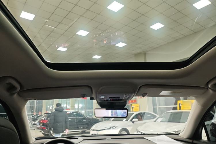 Used Buick Envision 2025 Encore Plus 28T All-Wheel-Drive Platinum Edition
