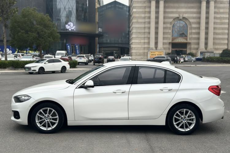 Used BMW 1 Series 2017 118i Fashion Model
