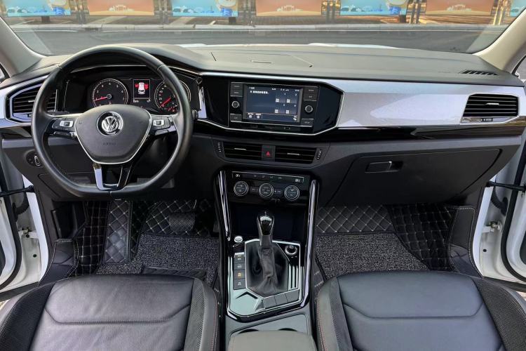 Used Volkswagen Tayron 2019 330TSI Two-Wheel-Drive Luxury Version China V Emission Standard
