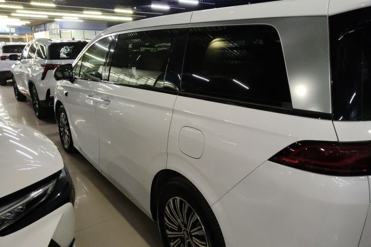 Used BYD Xia 2025 DM-i 1.5T 180km Excellence Model
