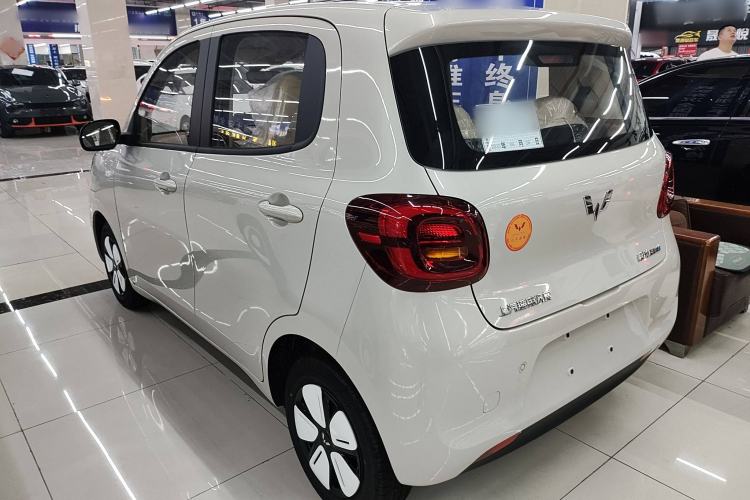 Used Wuling Hongguang MINIEV 2025 Four-Door Version Advanced Edition

