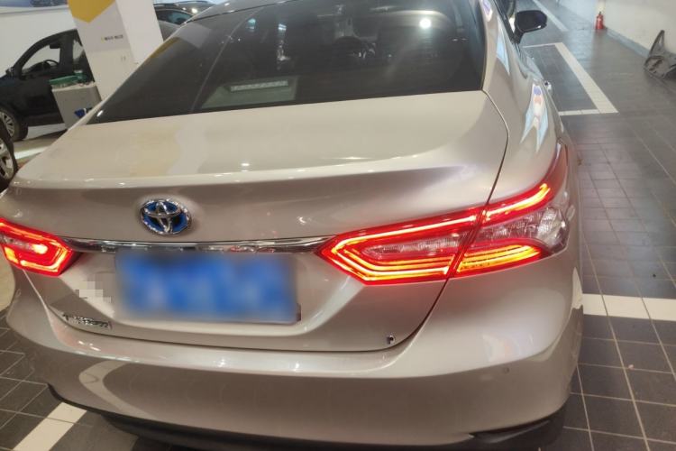Used Toyota Camry 2019 Dual-Engine 2.5 HG Luxury Edition China VI Standard