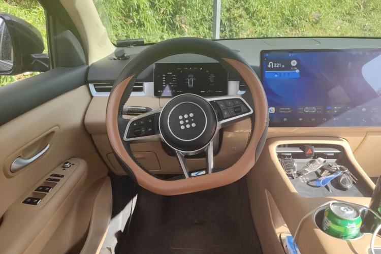 Used  E5 PLUS 2025 165 km Long-Range Version PLUS 7-Seater
