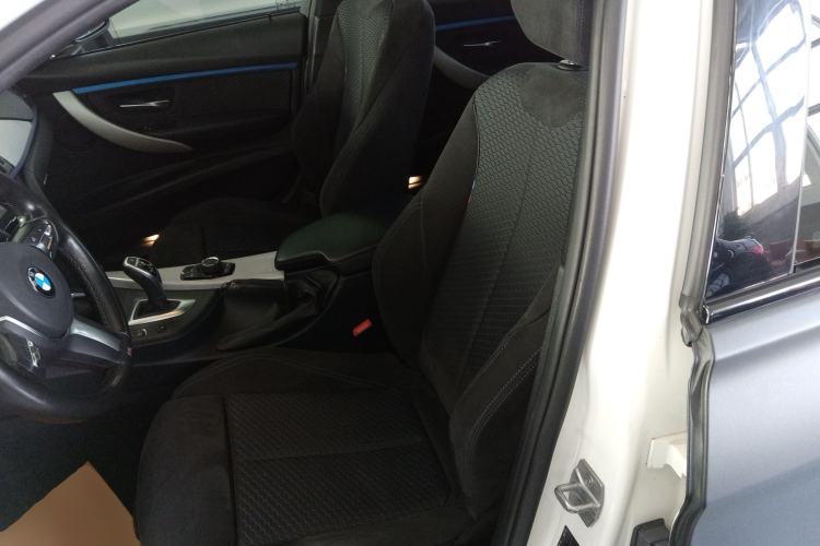 Used BMW 3 Series 2018 320i M Sport Package
