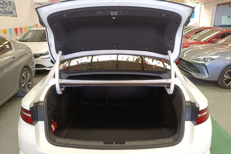 Used Geely Auto Preface 2023 1.5TD Fuyao Version
