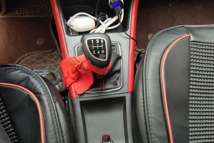 Used BAIC Senova X25 2015 1.5L Manual Elite Model
