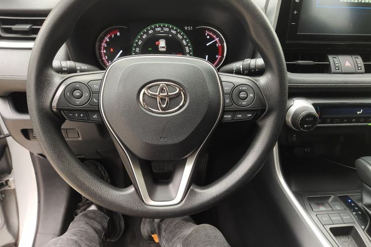 Used Toyota RAV4 2020 2.0L CVT Two-Wheel Drive Fashion Edition
