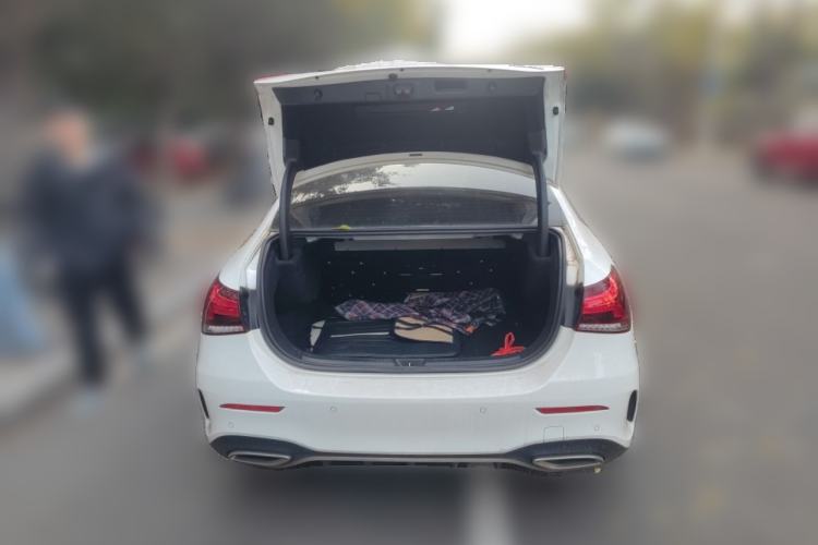 Used Mercedes-Benz A-Class 2022 Second Facelift A 200 L Sport Sedan Fashion Version
