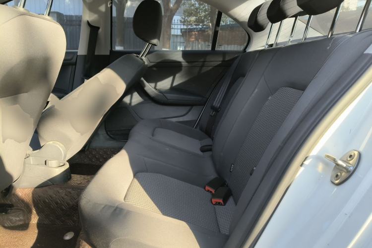 Used Volkswagen Santana 2019 1.5L Manual Fashion Edition China VI Standard
