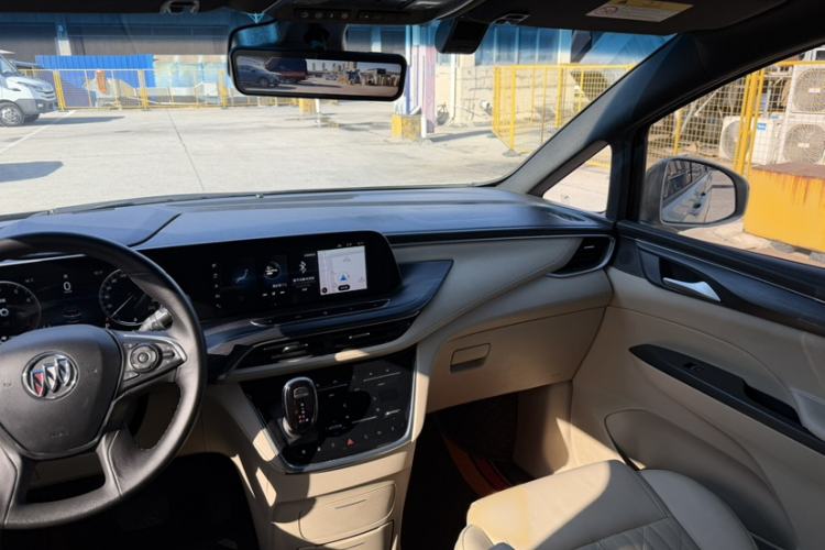 Used Buick GL8 2022 ES Land Cruiser 653T Luxury Model
