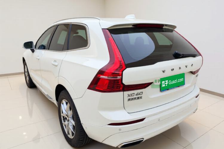 Used Volvo XC60 2019 T5 4x4 Smart Edition China V Standard
