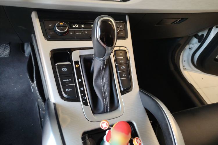 Used Geely Auto Emgrand X7 Sport 2018 1.8TD Automatic Two-Wheel Drive Smart Connect 4G Internet Edition