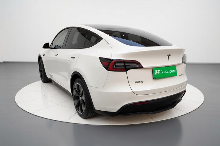 Used Tesla Model Y 2024 Rear-Wheel-Drive Version
