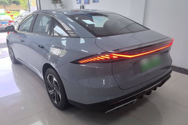 Used  L6 2024 125km PLUS Dragon Edition
