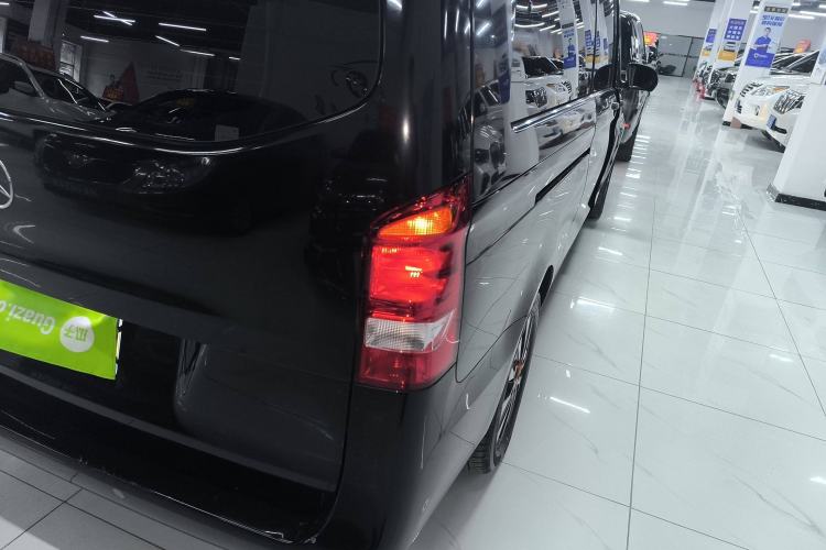 Used Mercedes-Benz Vito 2023 2.0T Business Version 7 Seats