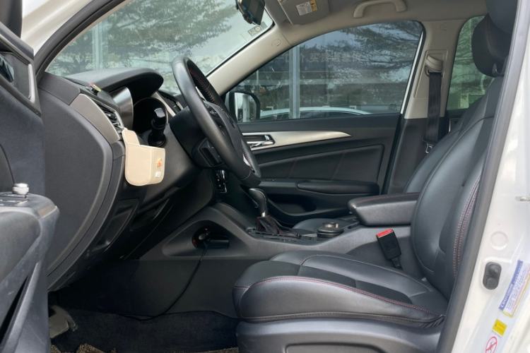 Used Changan CS75 2015 1.8T Automatic 4x4 Prestige Model China V Emission Standard
