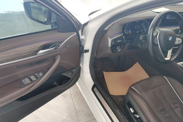 Used BMW 5 Series New Energy 2020 Mileage Upgrade Version 530Le Luxury Package
