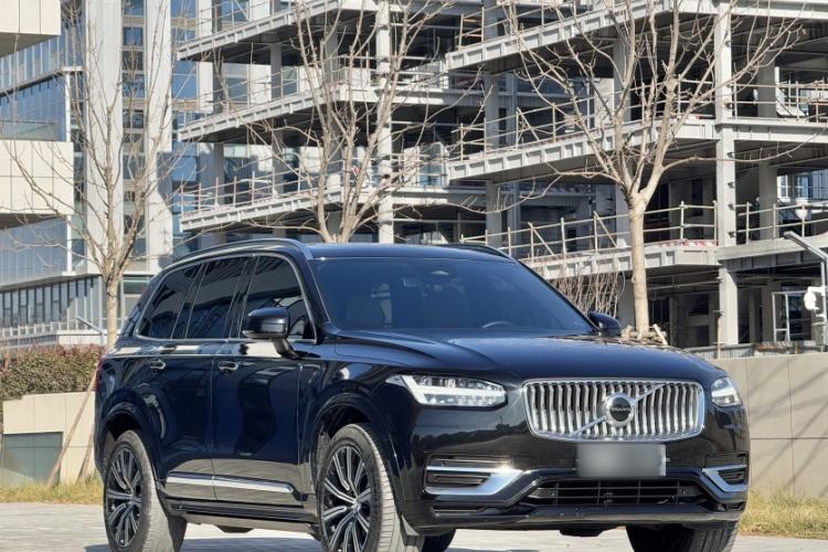 Used Volvo XC90 2023 B5 SmartDrive Luxury Edition 5 Seats
