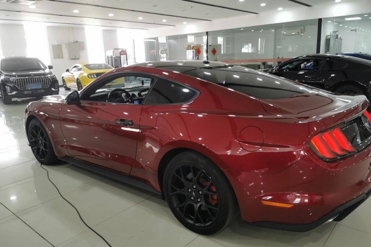 Used Ford Mustang 2019 2.3L EcoBoost
