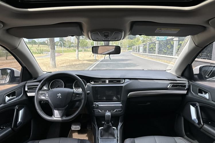 Used Peugeot 408 2015 1.2T Automatic Glory Edition
