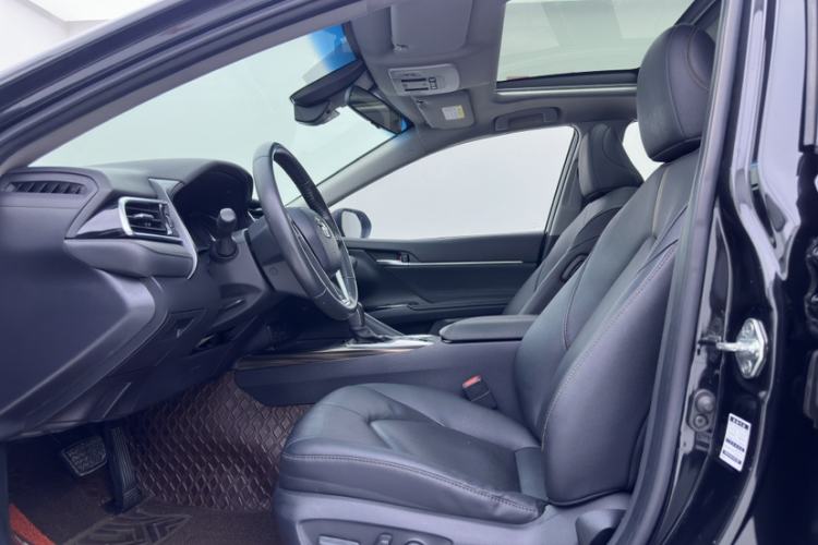 Used Toyota Camry 2019 Revised Version 2.5G Luxury Edition
