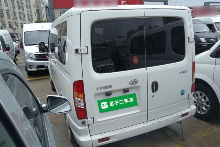 Used SAIC MAXUS Xintu V80 2023 2.0T Manual Classic Aoyuntong Short Wheelbase Ultra-Low Roof 5/6-Seater