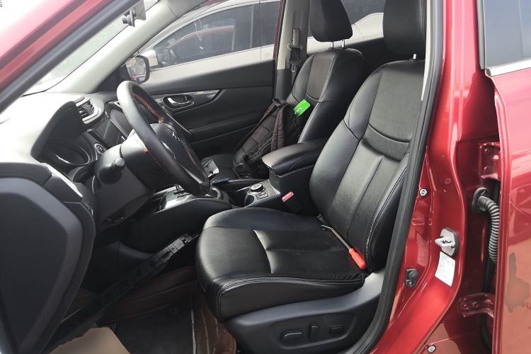 Used Nissan X-Trail 2014 2.5L CVT Luxury Edition 4WD
