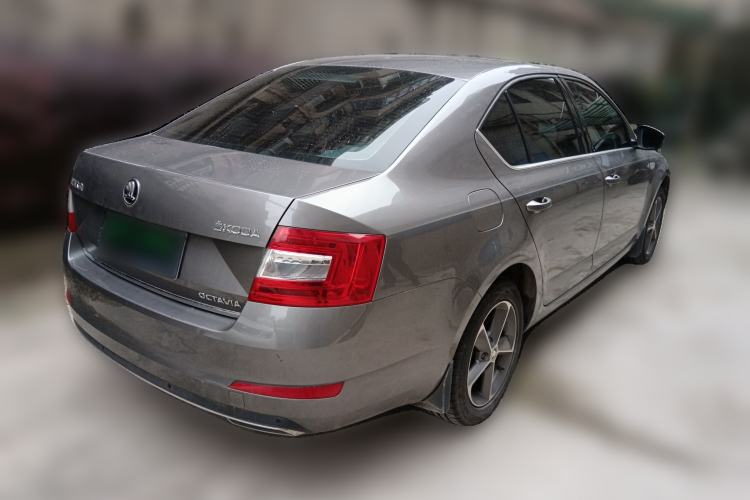 Used Skoda Octavia 2016 1.6L Automatic Smart Drive Edition
