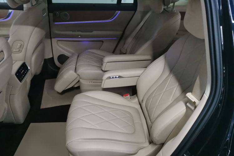 Used Hima AITO M9 2024 Range-Extended Ultra Version 42 kWh 6-Seater Model
