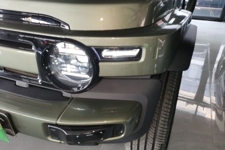 Used  V23 2025 501 Four-Wheel Drive Intelligent Driving Version
