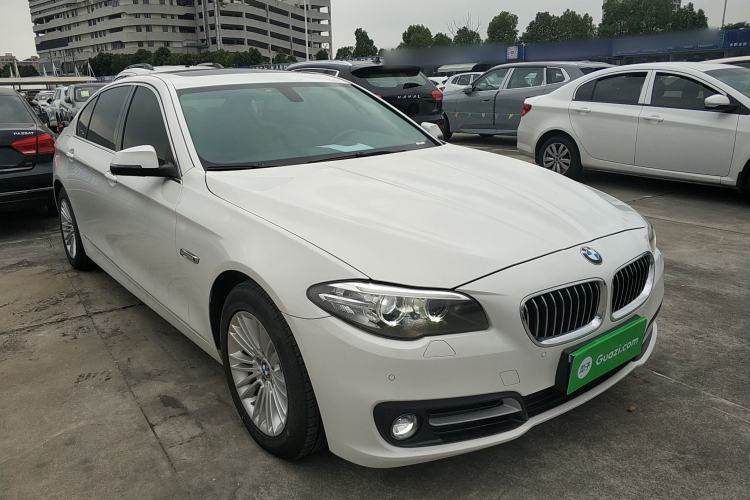 Used BMW 5 Series 2014 520Li Elegant Model
