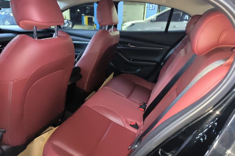 Used Mazda Mazda 3 Axela 2022 2.0L Automatic Premium Black Obsidian Edition
