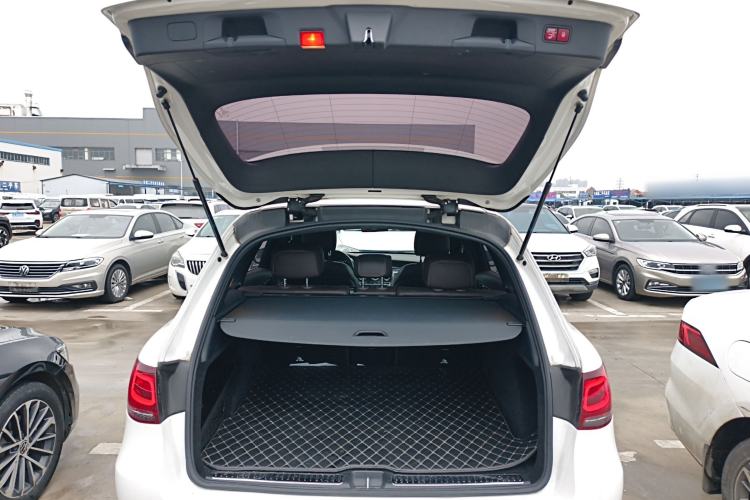 Used Mercedes-Benz GLC 2021 GLC 260 L 4MATIC Luxury Model