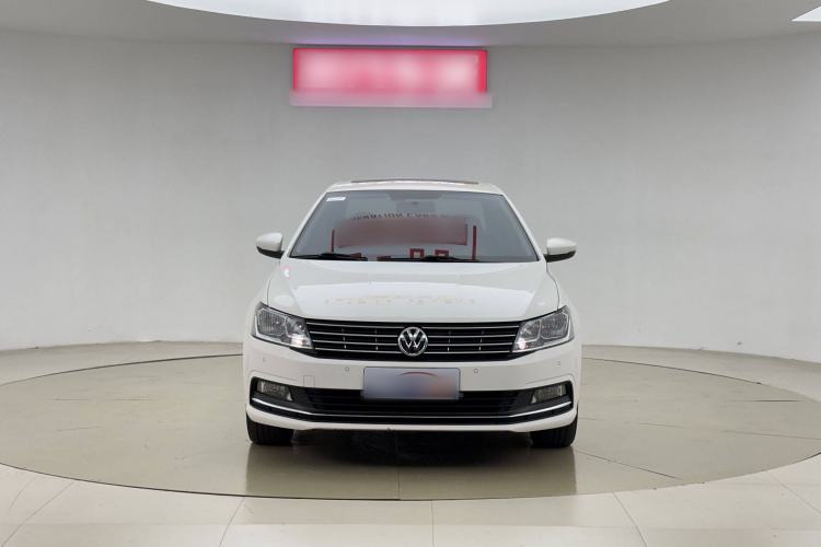 Used Volkswagen Lavida 2017 1.6L Automatic Comfort Edition
