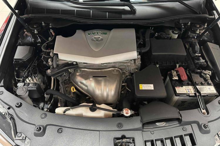 Used Toyota Camry 2016 2.0G 10th Anniversary Leading Edition
