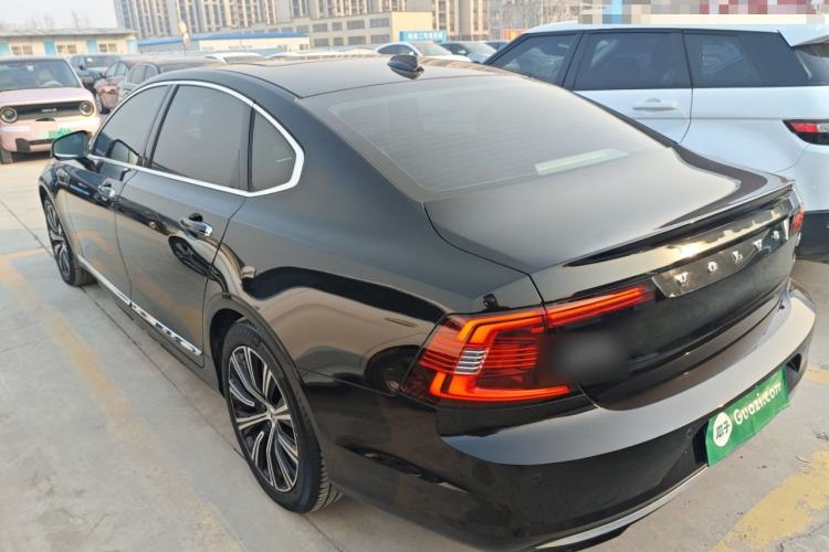 Used Volvo S90 2022 B5 Zhiyi Luxury Edition

