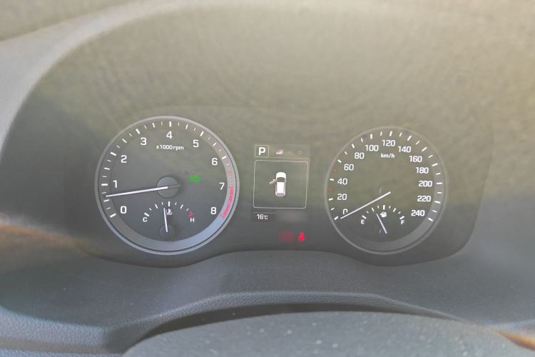 Used Hyundai Tucson 2015 1.6T Dual-Clutch Two-Wheel-Drive Smart Model
