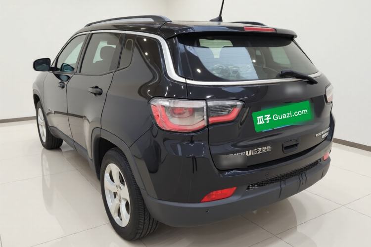 Used  Compass 2017 200T Automatic Family Edition
