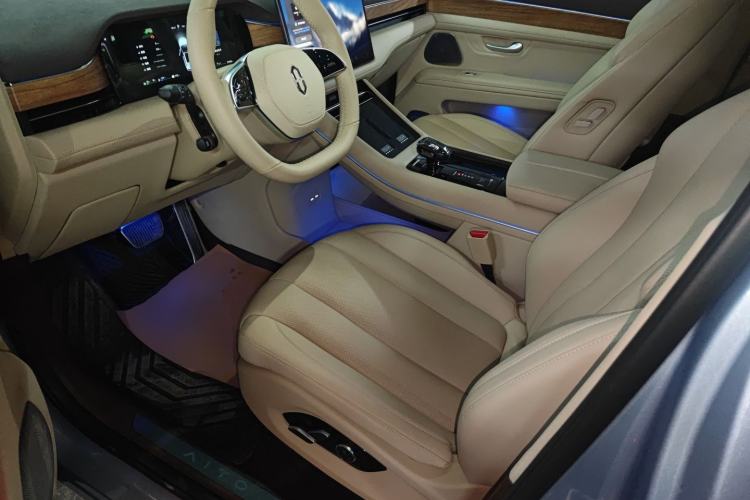 Used Hima AITO M7 2024 1.5T Intelligent Driving 4WD Max Edition 5 Seats
