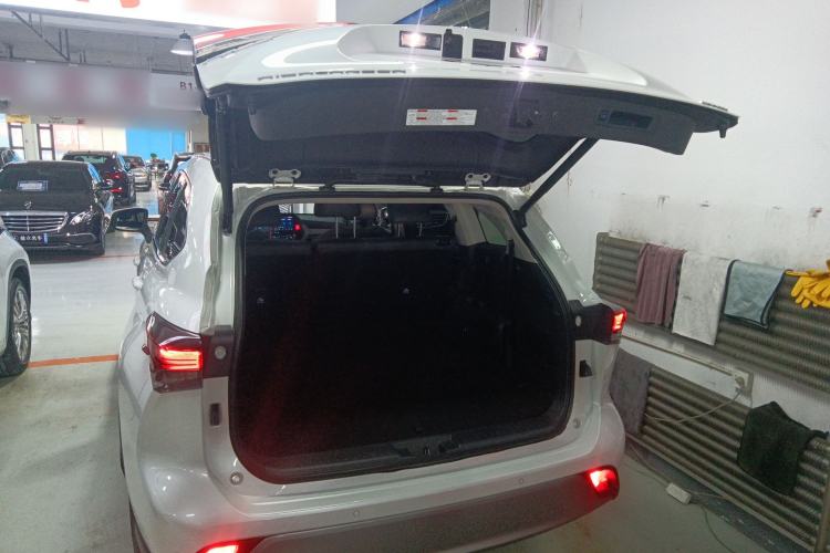 Used Toyota Highlander 2022 Dual-Engine 2.5L Four-Wheel Drive Prestige Version 7 Seats