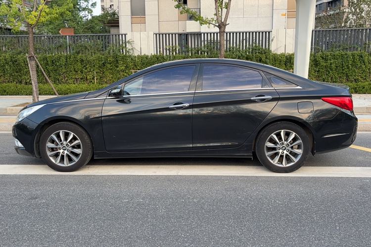 Used Hyundai Sonata 2013 2.0L Automatic Luxury Edition
