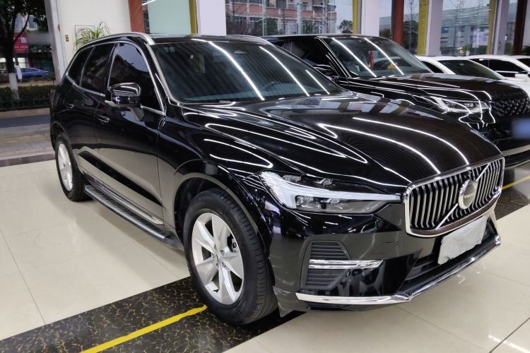 Used Volvo XC60 2022 B5 4x4 Zhiyi Luxury Edition
