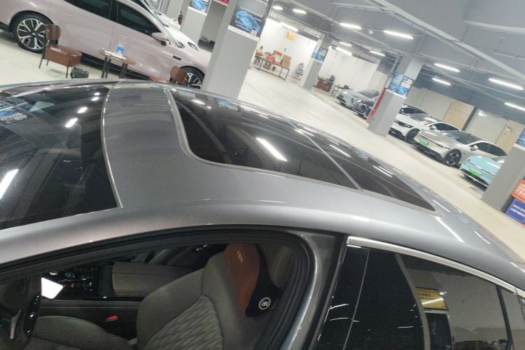 Used BYD Han 2024 EV Glory Edition 506KM Front-Wheel-Drive Premium Model
