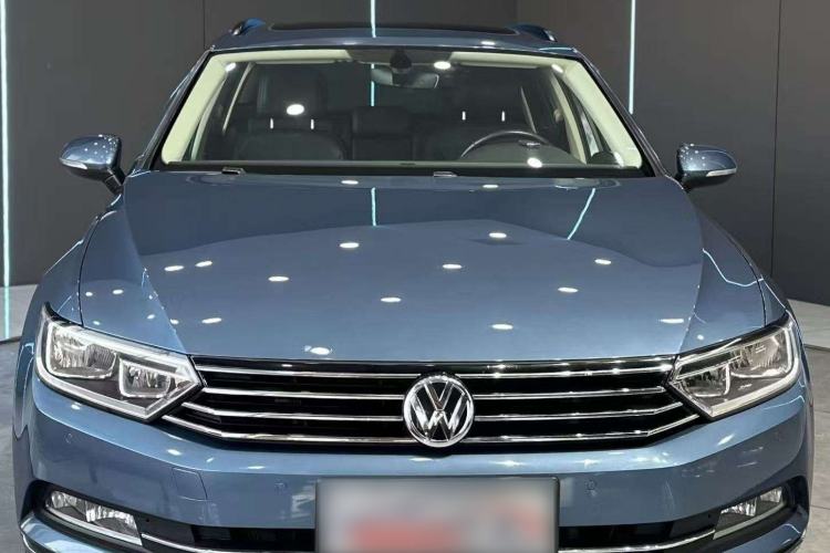 Used Volkswagen Variant 2018 380TSI Two-Wheel Drive Comfort Edition
