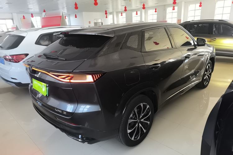 Used Changan UNI-Z New Energy 2024 Blue Whale Smart Electric iDD 125km Beyond Edition
