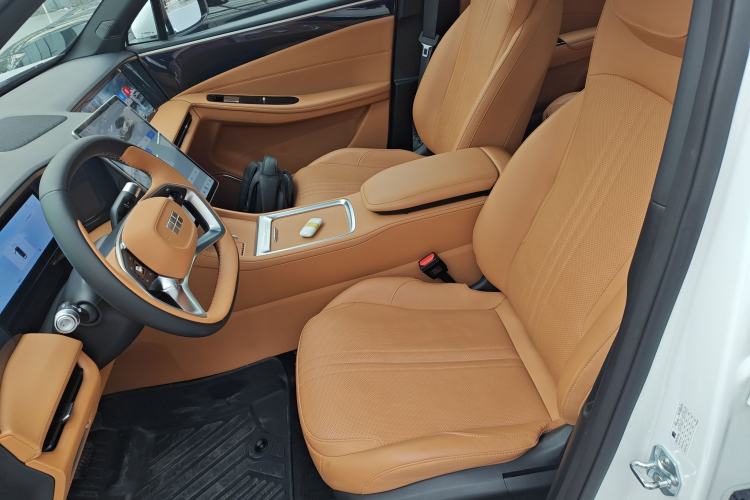 Used  L7 2025 EM-i 115km Exploration+ Edition