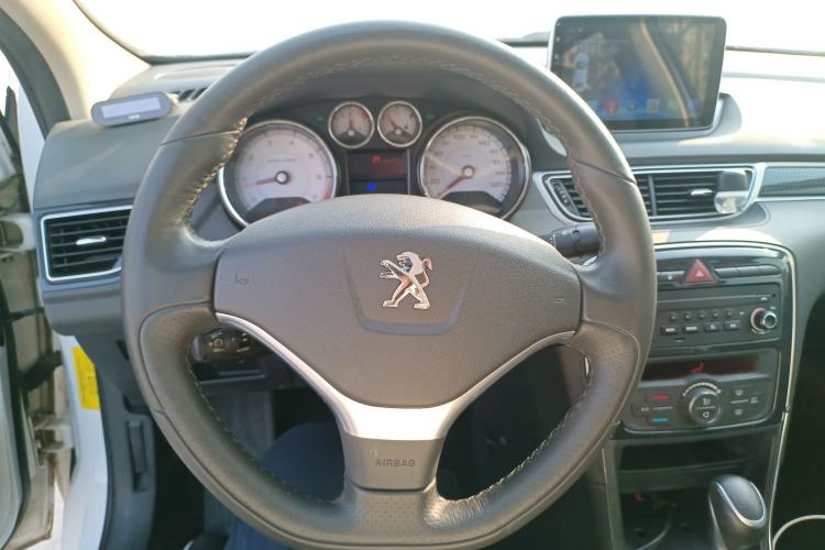 Used Peugeot 308 2014 Enjoyment Edition Classic 1.6L Automatic Fashion Model