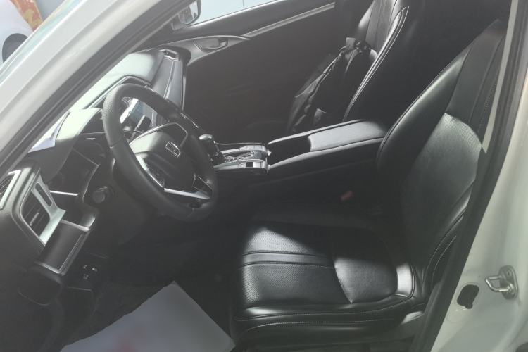 Used Honda Civic 2016 220TURBO CVT Luxury Edition
